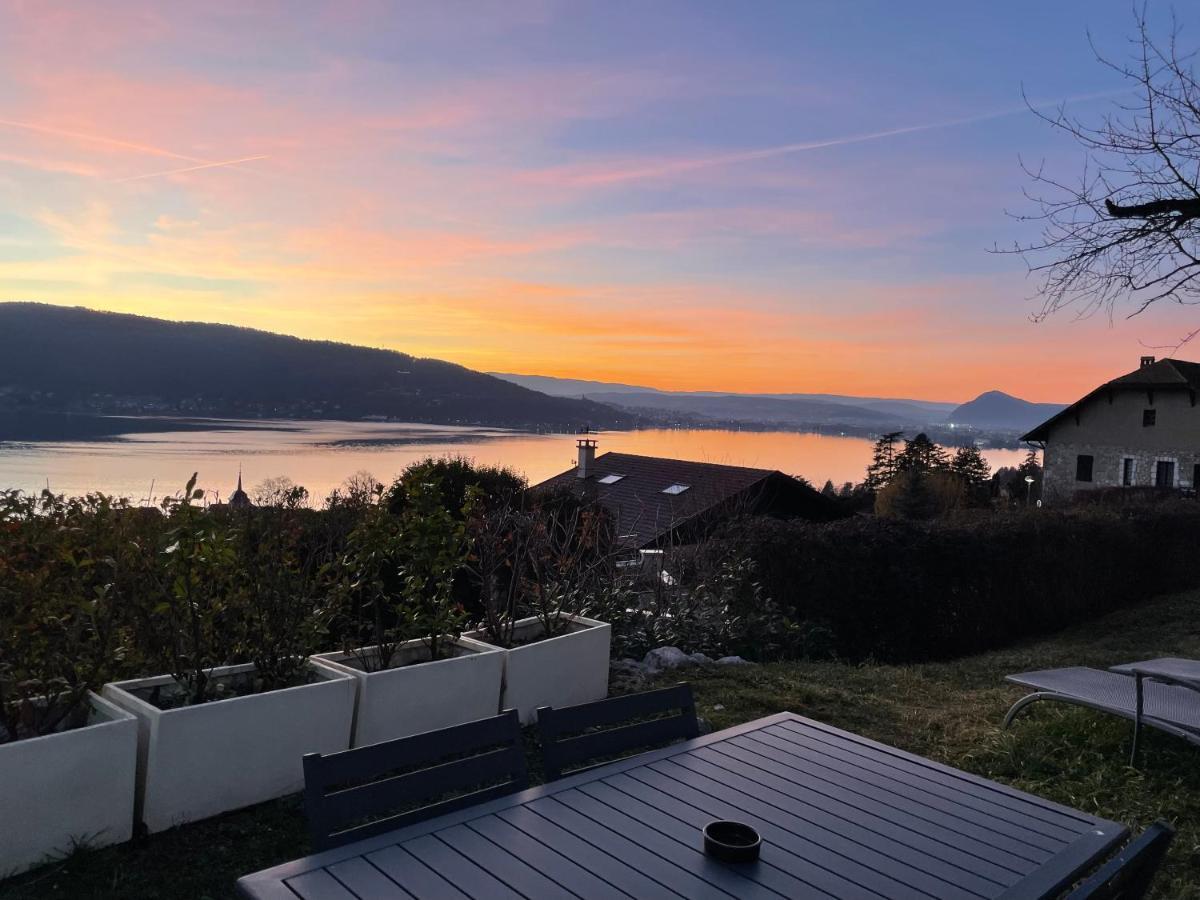 Maisonnette Vue Panoramique Lac D'Annecy Верие-дю-Лак Екстериор снимка